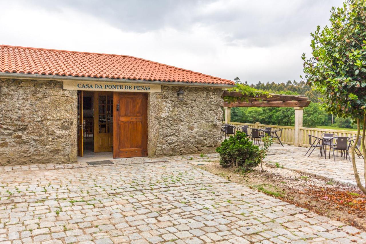Hotel Casa Da Ponte De Penas Melide Esterno foto