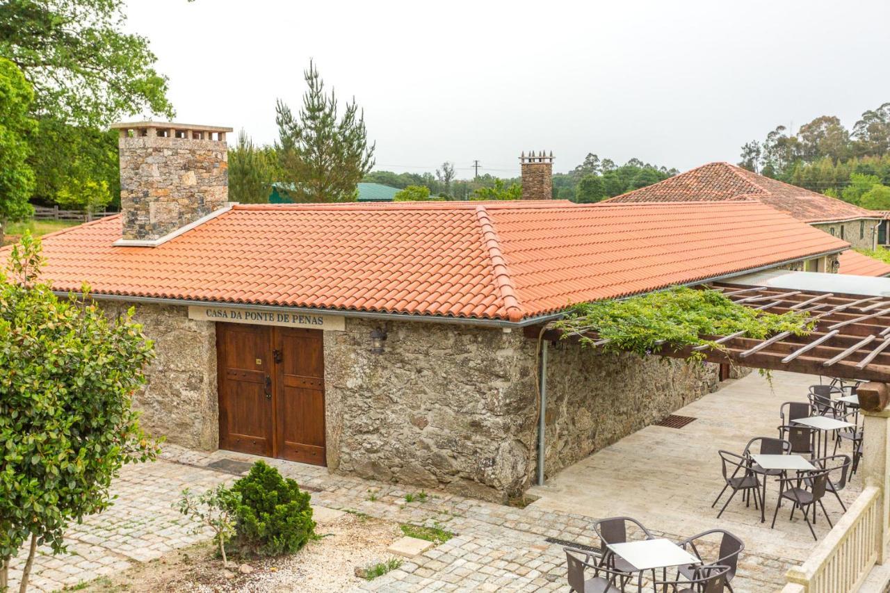 Hotel Casa Da Ponte De Penas Melide Esterno foto